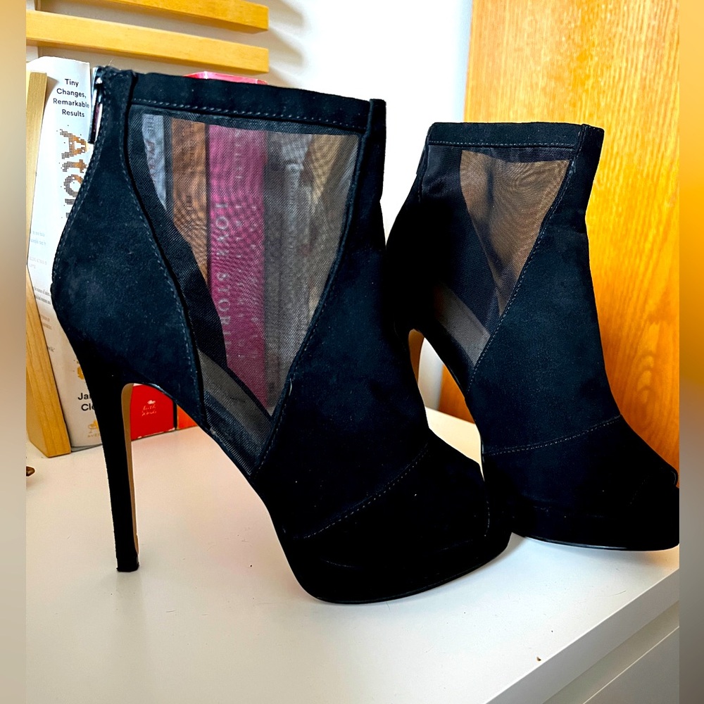 Black Aldo Booties 6.5